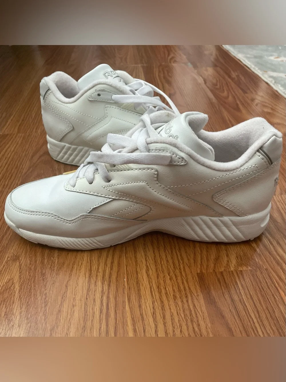 Reebok White Leather sneakers